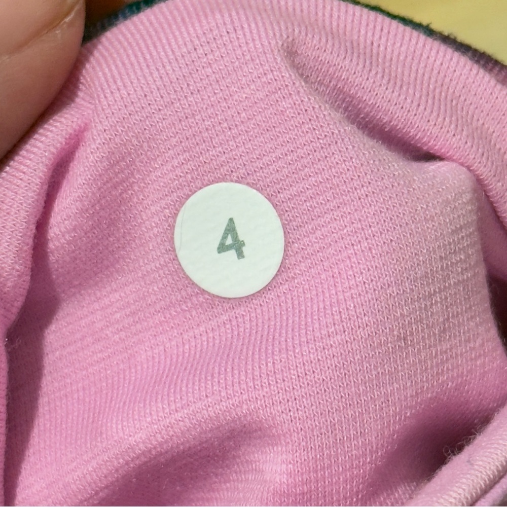 Women's Lululemon Crop 21" Rare pattern. - Picture 4 of 4